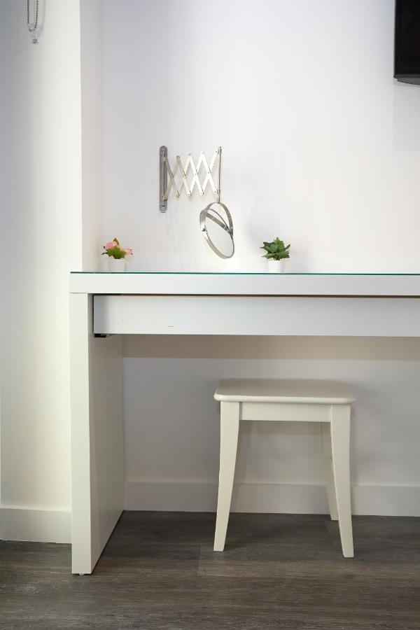 Morden Lovely 3Bedroom Apartment London Abbey Wood Extérieur photo