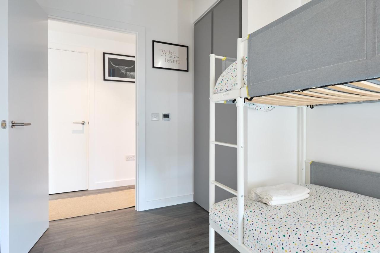 Morden Lovely 3Bedroom Apartment London Abbey Wood Extérieur photo